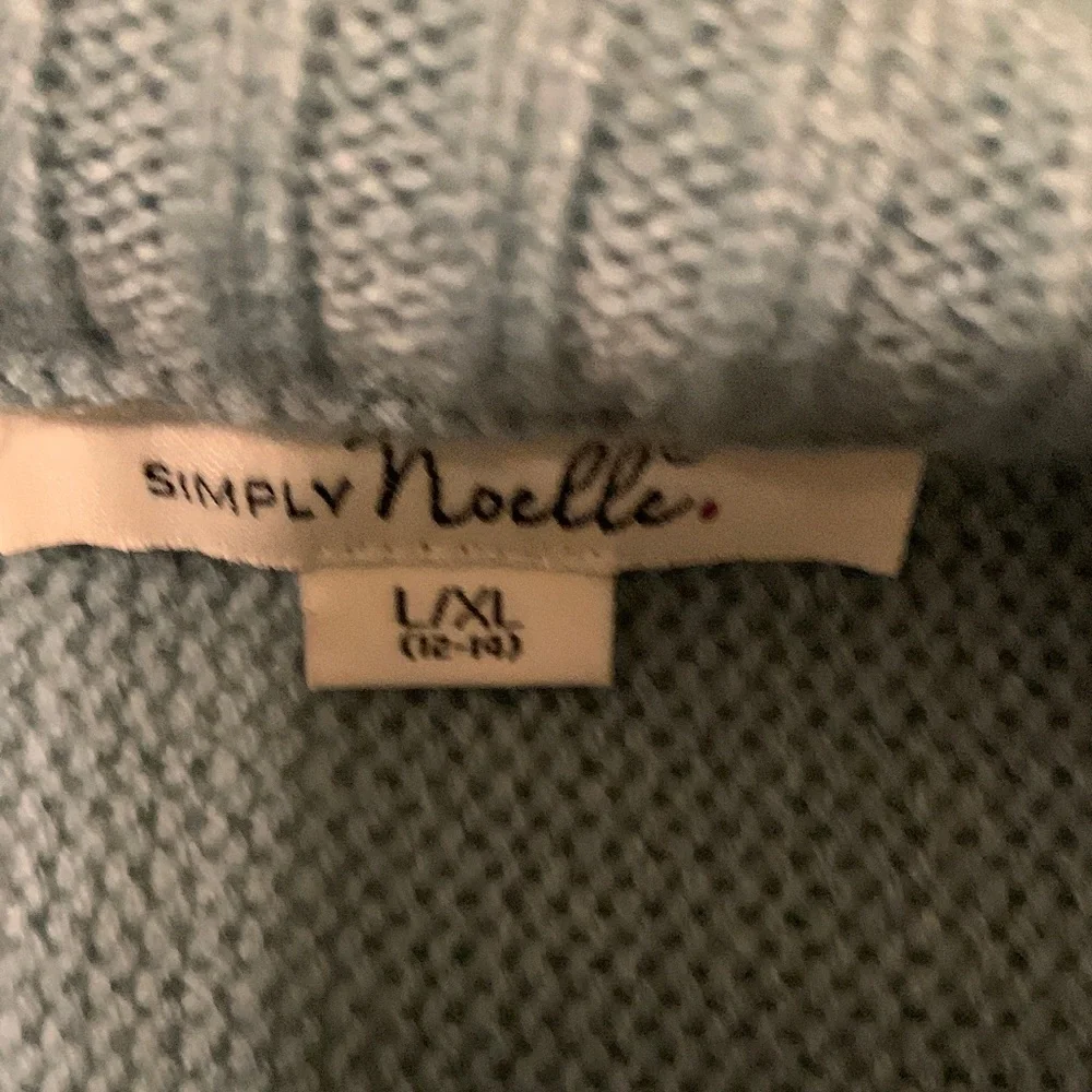 Simply Noelle Blue Buttoned Poncho - Picture 2 of 3